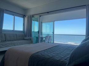 Exclusivo monoambiente frente al mar